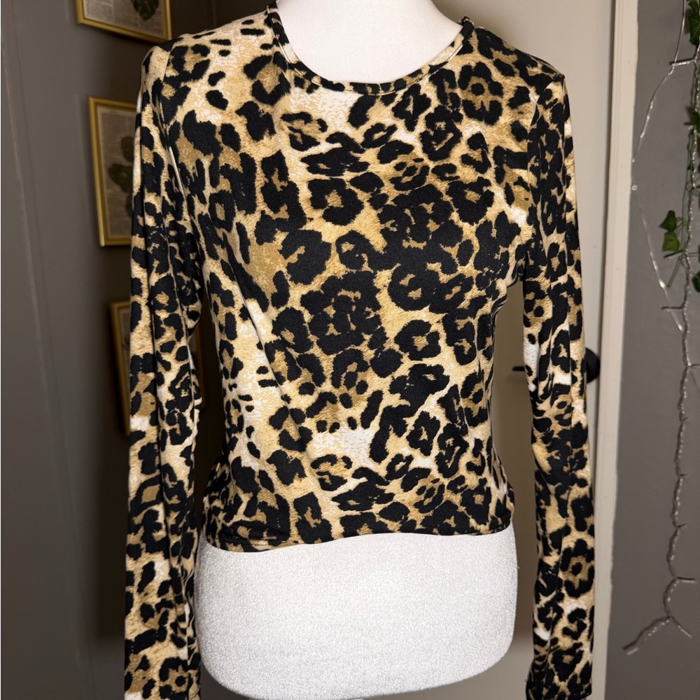 Gaze‎ Leopard Print Long Sleeve Top
